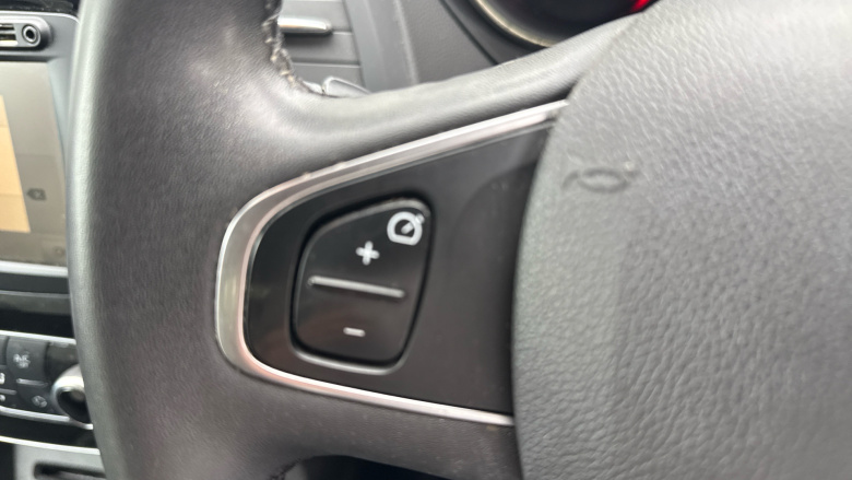 Renault Captur 0.9 TCE 90 Iconic 5dr Petrol Hatchback
